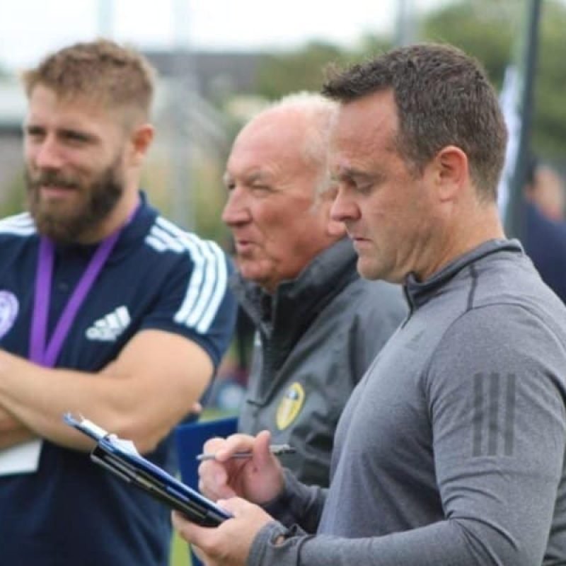 What-is-a-Football-Scout-and-How-Do-They-Work_